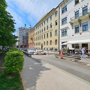  Apartment Gea Tour As Slovenia