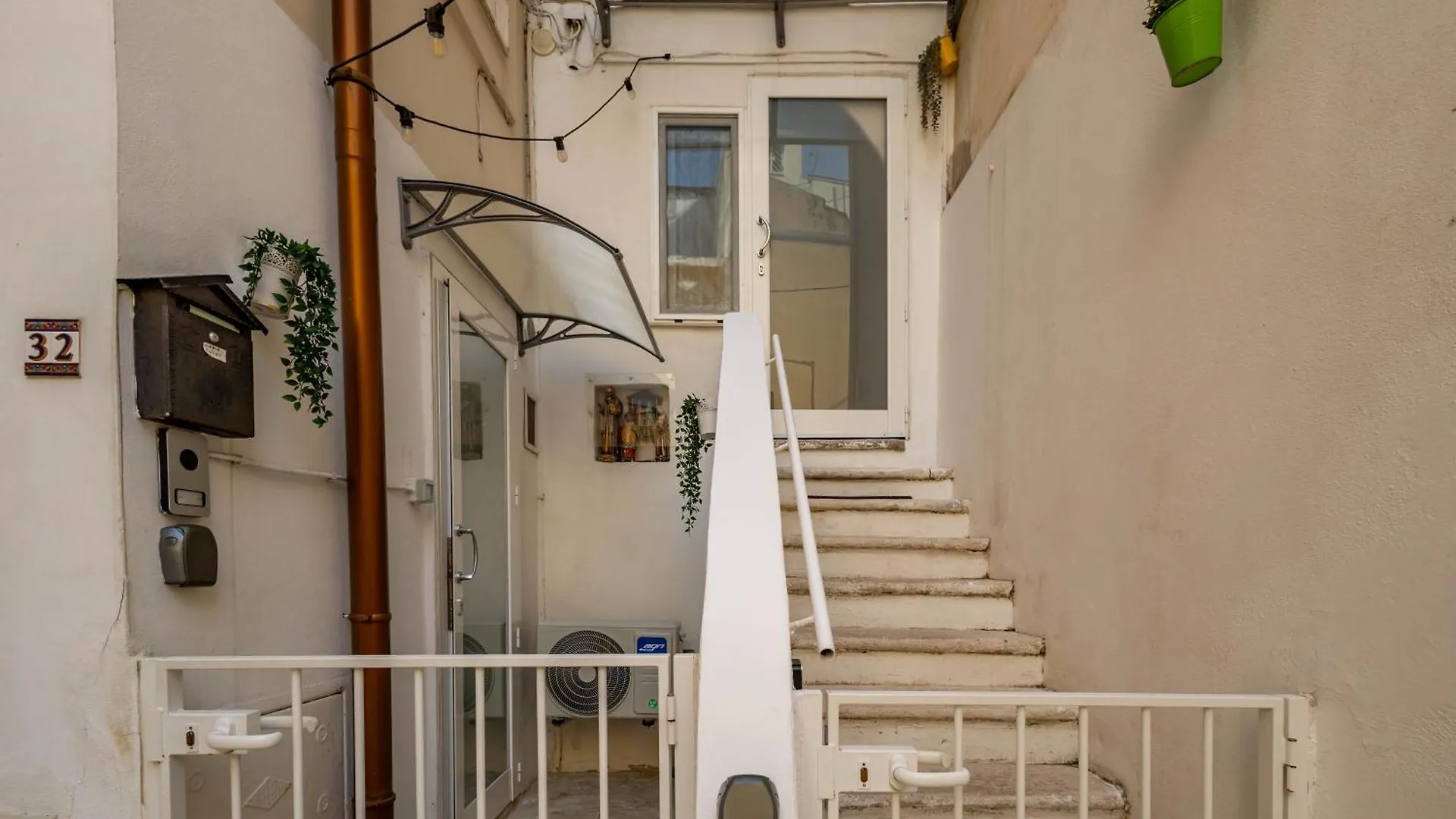 Apartment Corte 33 Bari Italy